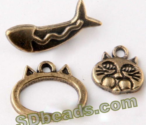 Bronze Cat & Fish Toggle